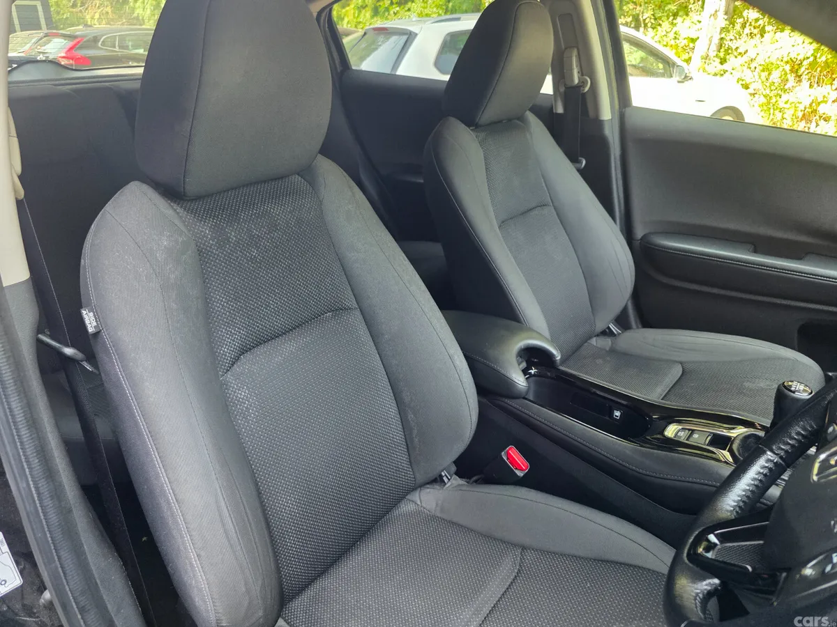 Honda HR-V SUV, Petrol, 2020, Black