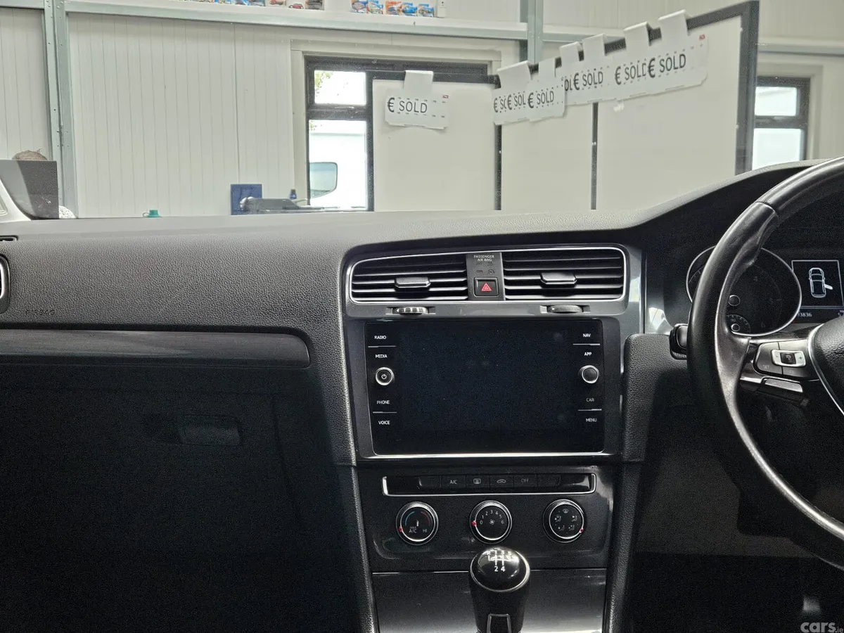 Volkswagen Golf Hatchback, Diesel, 2019, Red