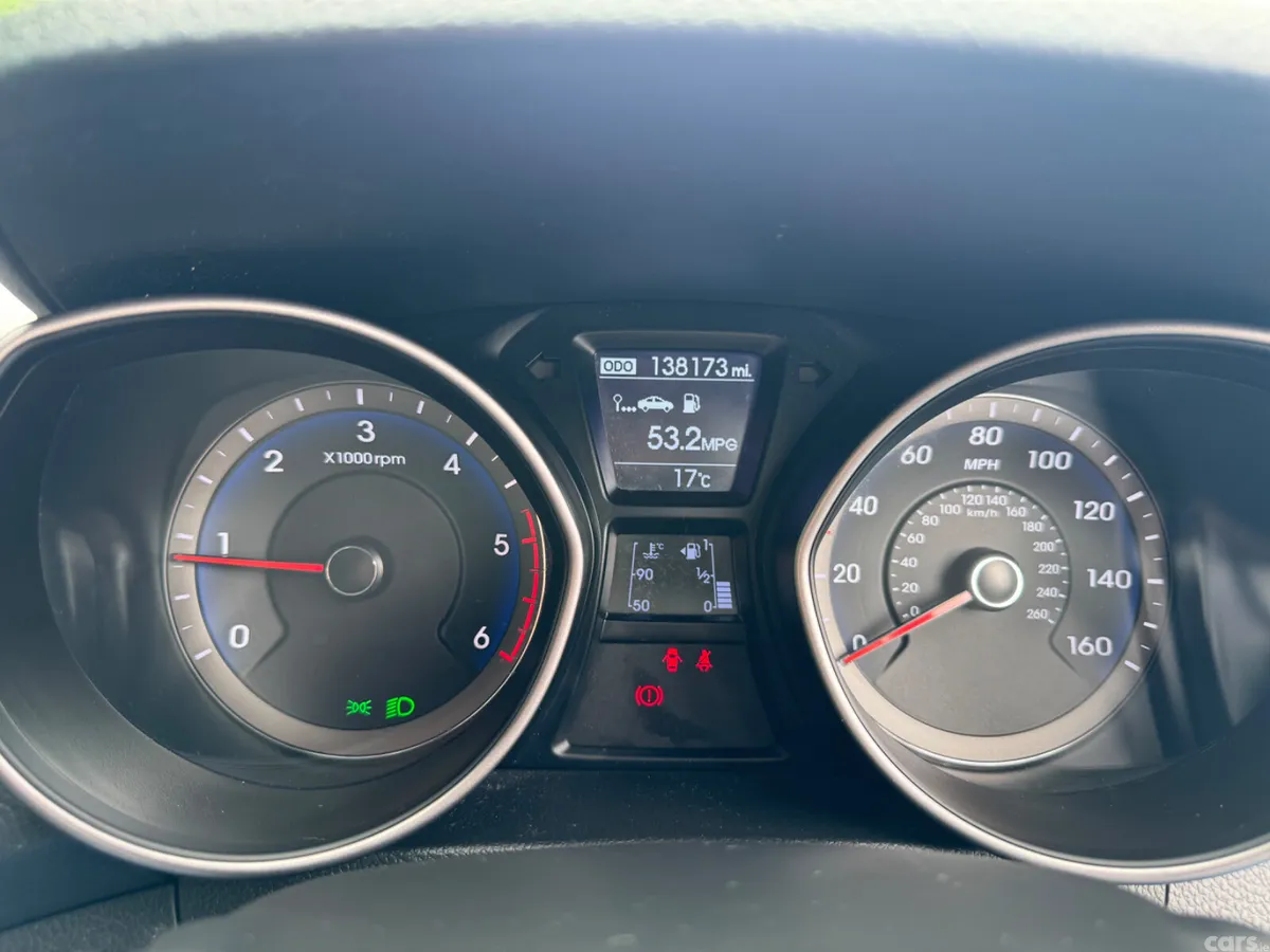 Hyundai i30 Hatchback, Diesel, 2015, Silver