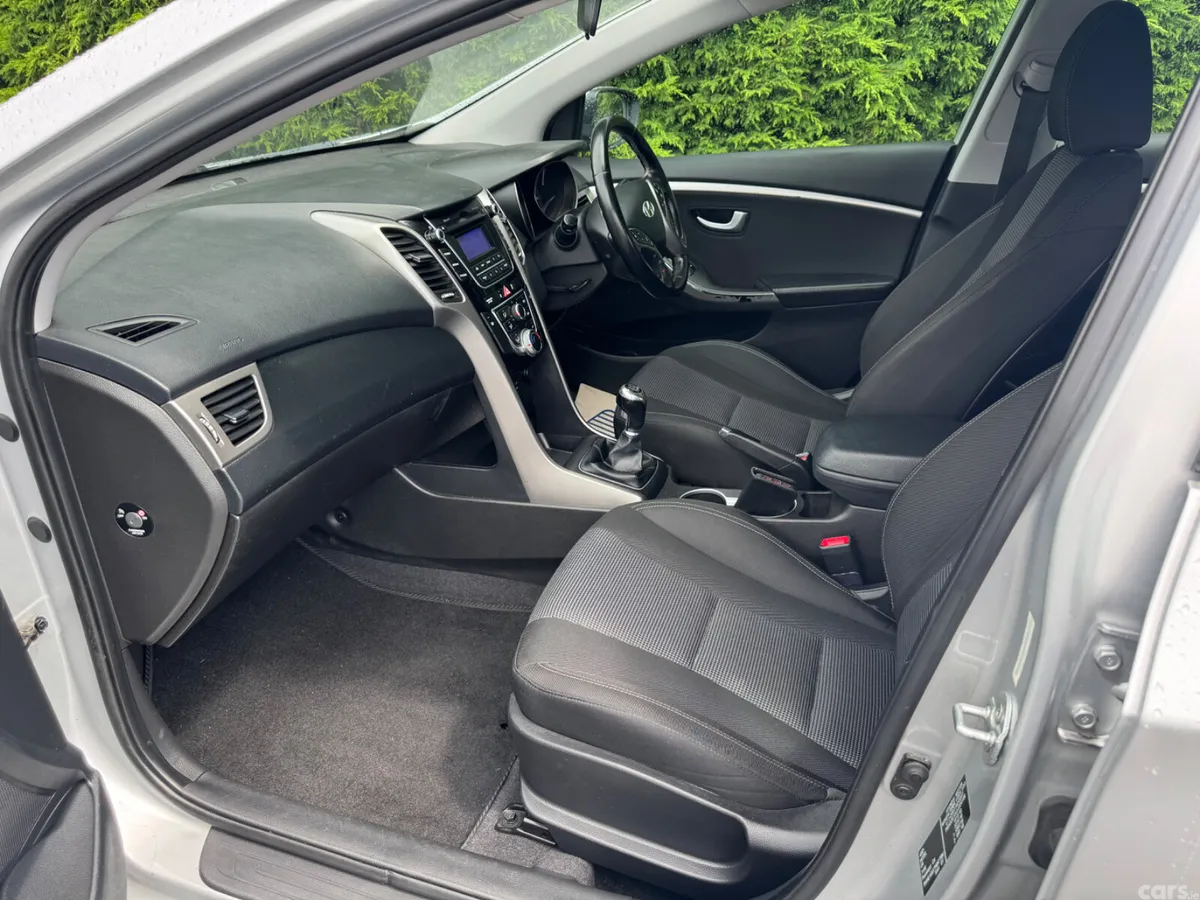 Hyundai i30 Hatchback, Diesel, 2015, Silver