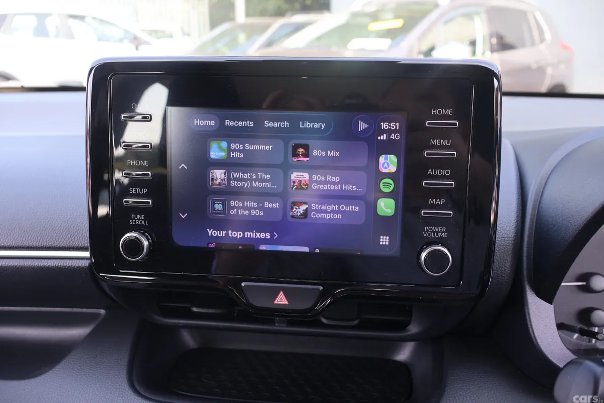 Toyota Yaris Hatchback, Petrol, 2021, Green