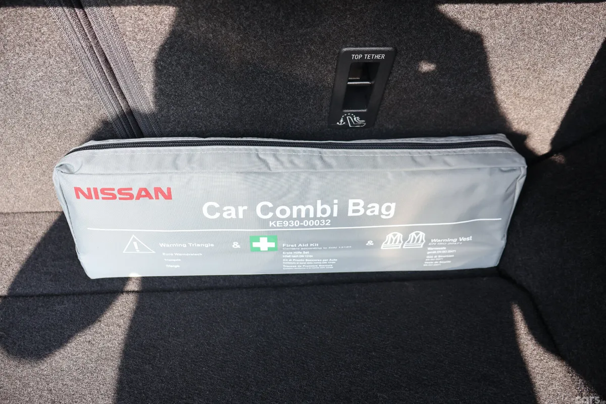 Nissan Qashqai Hatchback, Diesel, 2016, Black