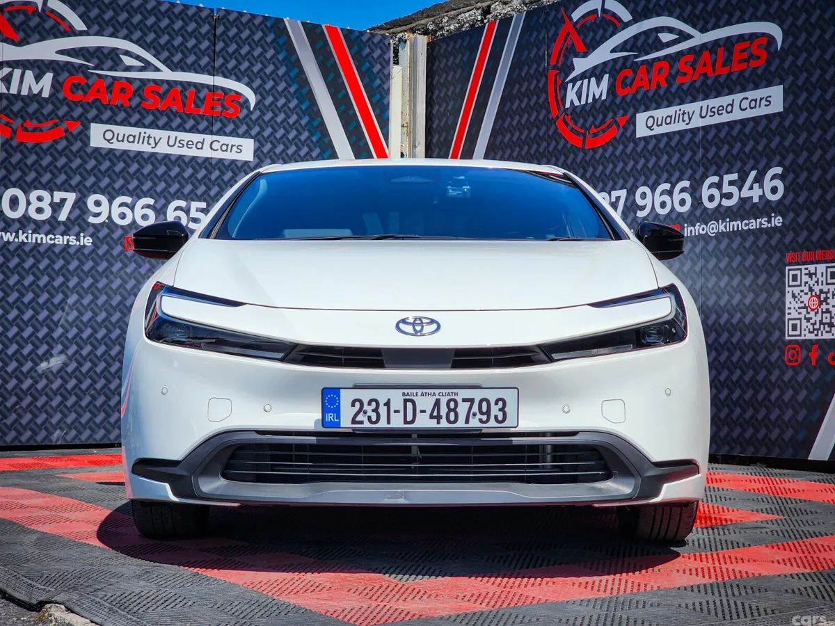 Toyota Prius Hatchback, Petrol Hybrid, 2023, White