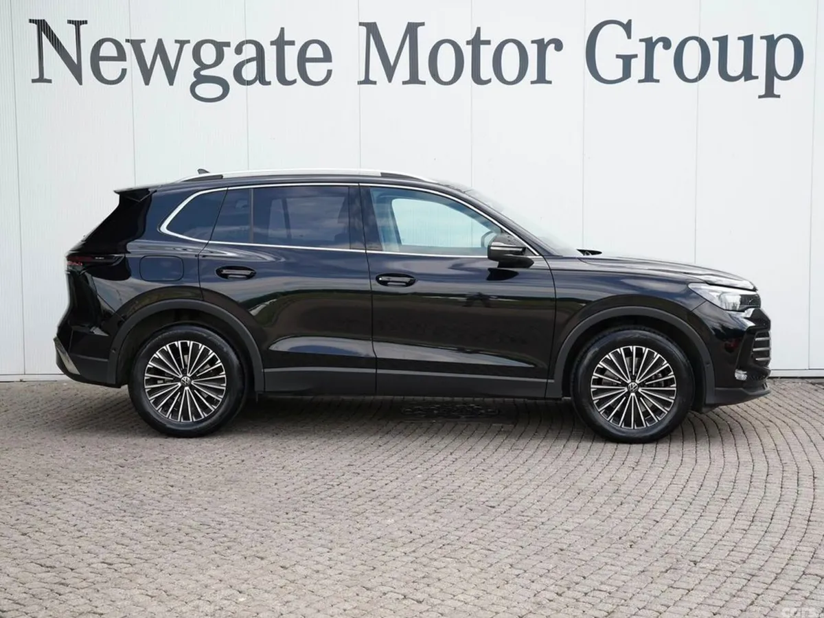 Volkswagen Tiguan SUV, Diesel, 2024, Black
