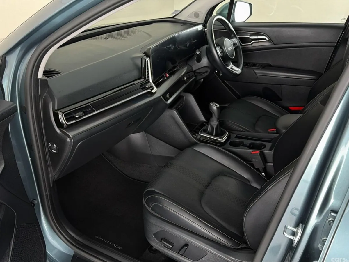 Kia Sportage SUV, Diesel, 2024, Grey