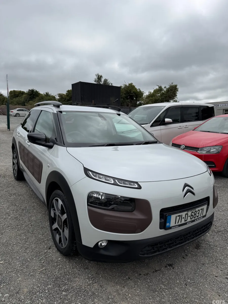 Citroen C4 Cactus Hatchback, Petrol, 2017, White