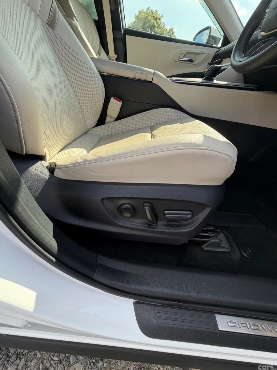 Toyota Crown Saloon, Petrol Hybrid, 2024, White