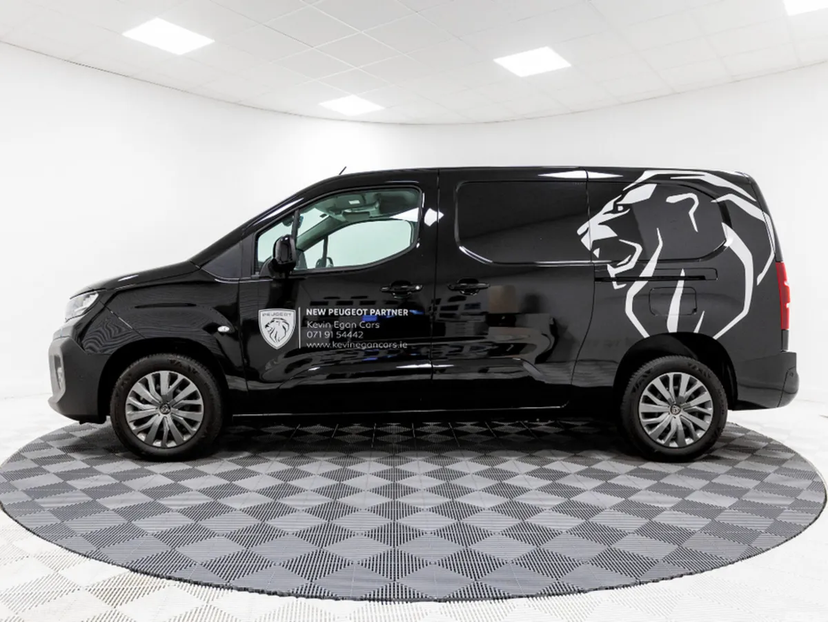 Peugeot Partner Van, Diesel, 2026, Black