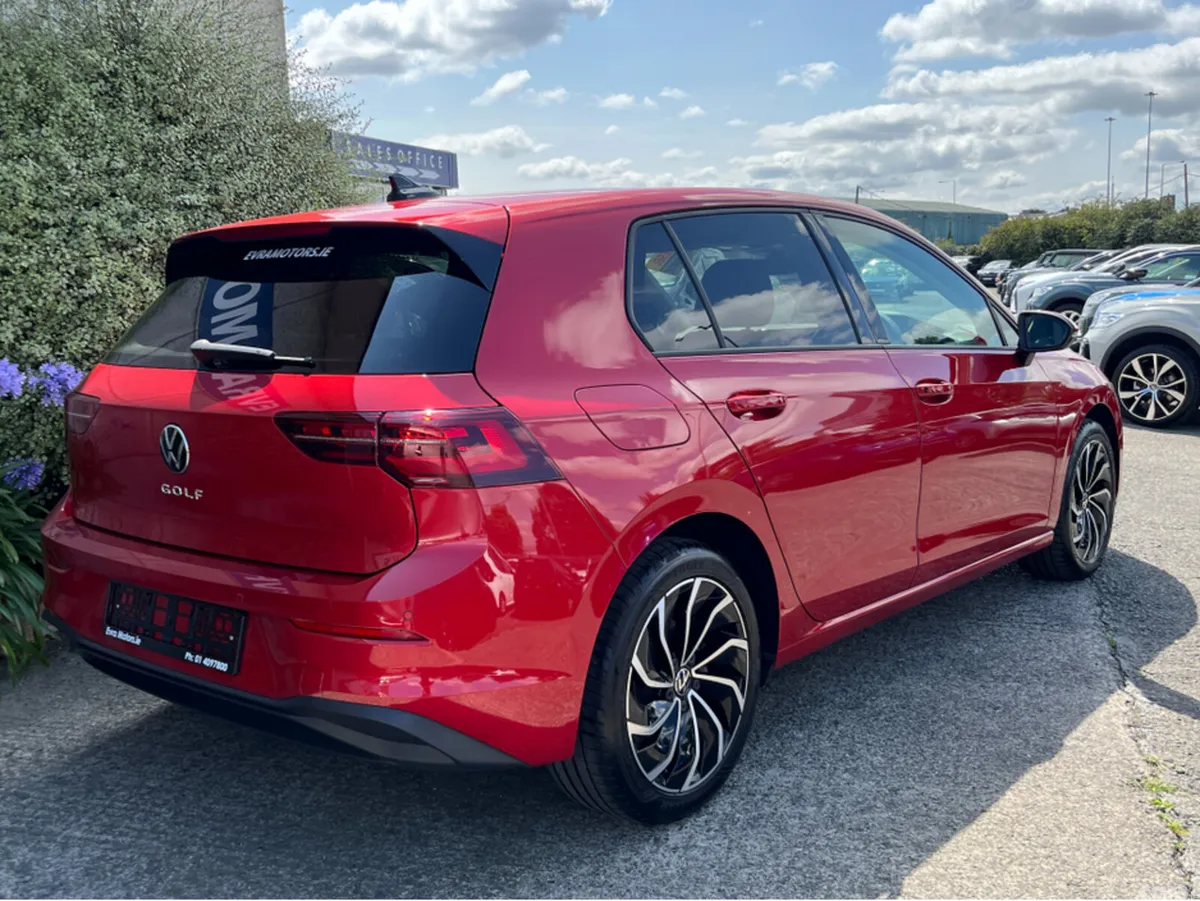 Volkswagen Golf Hatchback, Diesel, 2024, Red