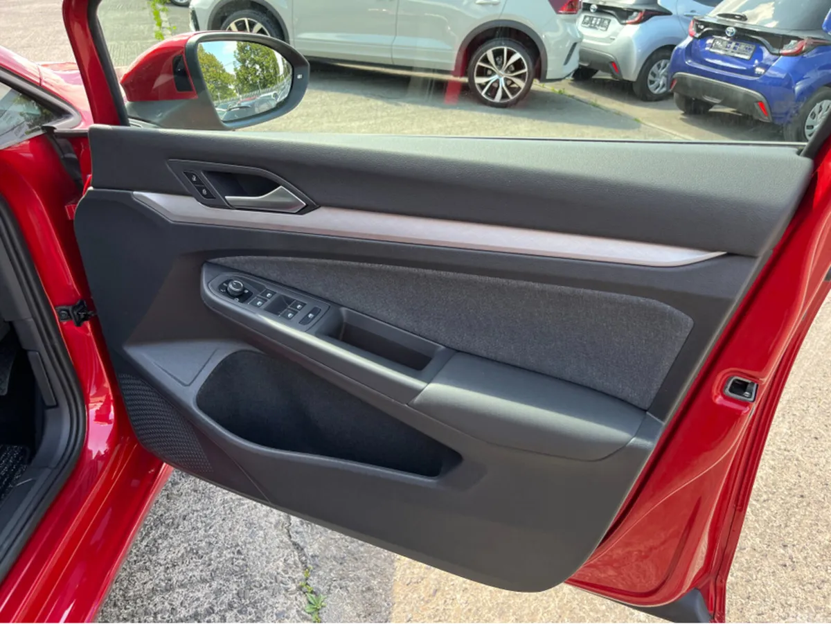 Volkswagen Golf Hatchback, Diesel, 2024, Red