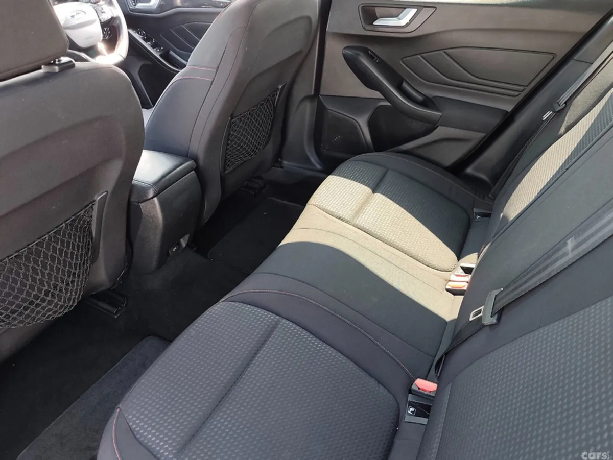 Ford Focus Hatchback, Diesel, 2019, Black