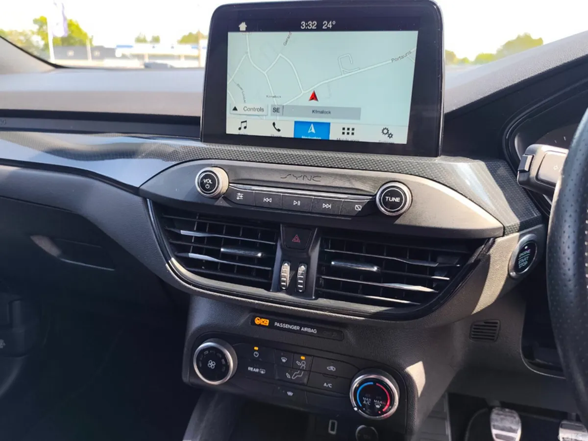 Ford Focus Hatchback, Diesel, 2019, Black