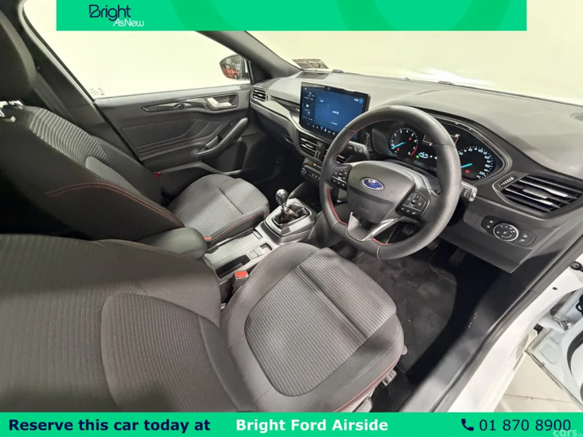 Ford Focus Hatchback, Petrol, 2025, White