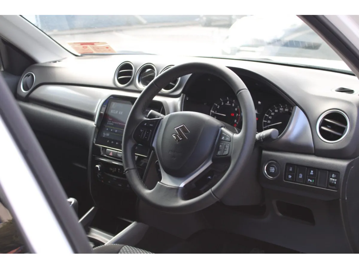 Suzuki Vitara SUV, Petrol Hybrid, 2027, White