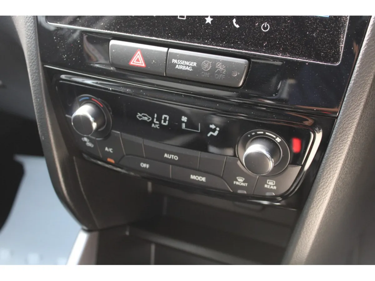Suzuki Vitara SUV, Petrol Hybrid, 2027, White