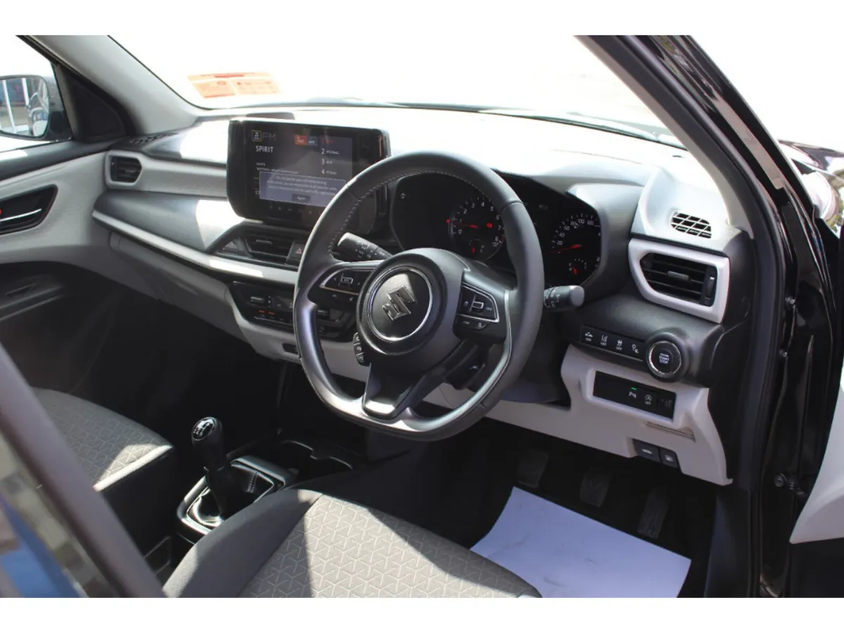Suzuki Swift Hatchback, Petrol Hybrid, 2027, Black