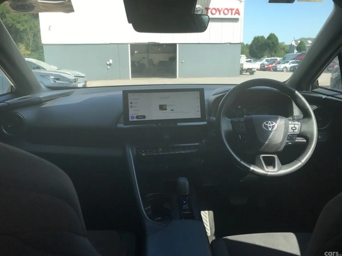 Toyota C-HR Hatchback, Petrol Plug-in Hybrid, 2024, White