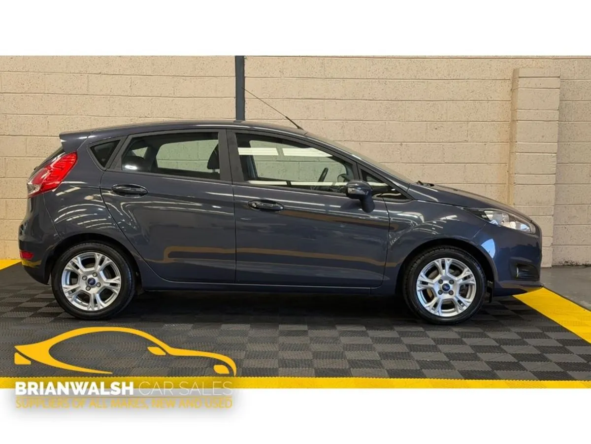 Ford Fiesta Hatchback, Petrol, 2015, Blue