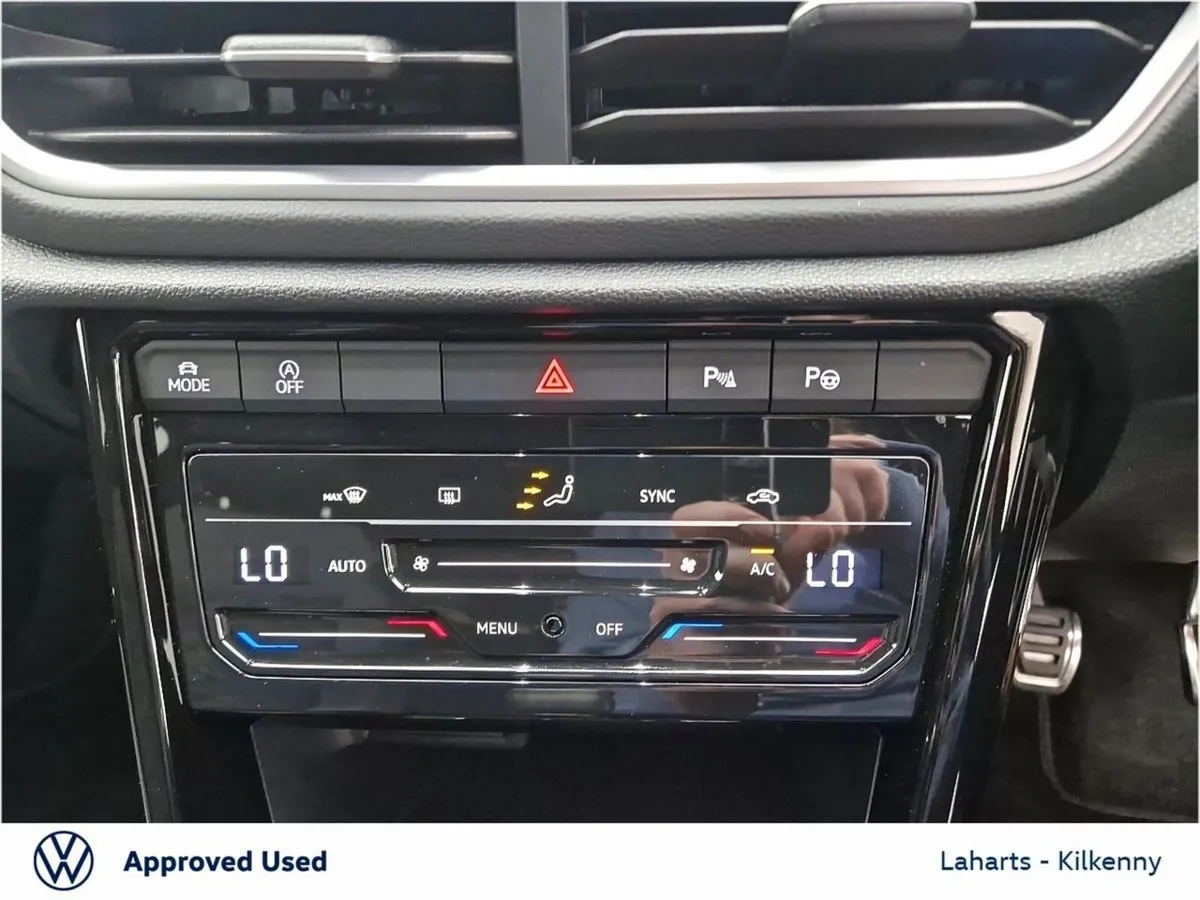 Volkswagen T-Roc SUV, Diesel, 2023, Blue