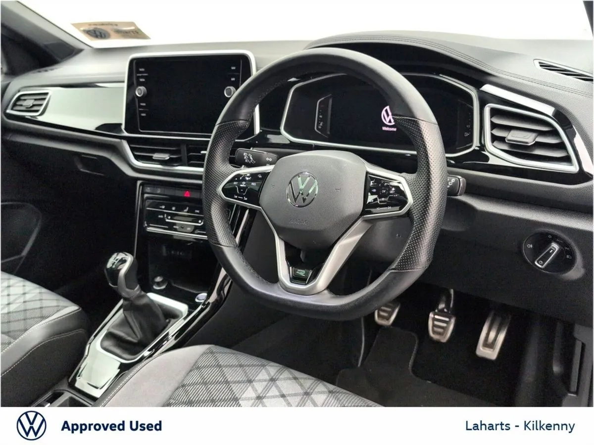 Volkswagen T-Roc SUV, Petrol, 2023, White