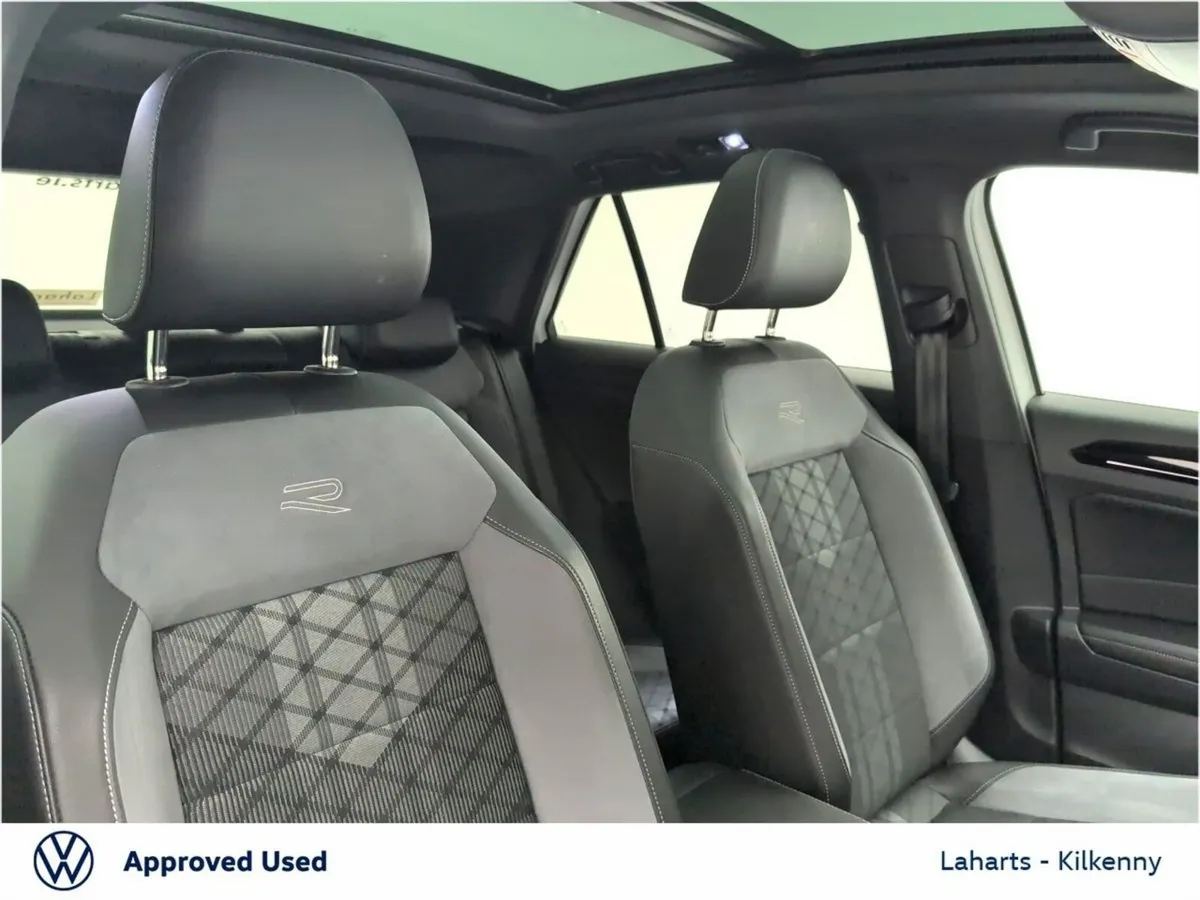Volkswagen T-Roc SUV, Petrol, 2023, White