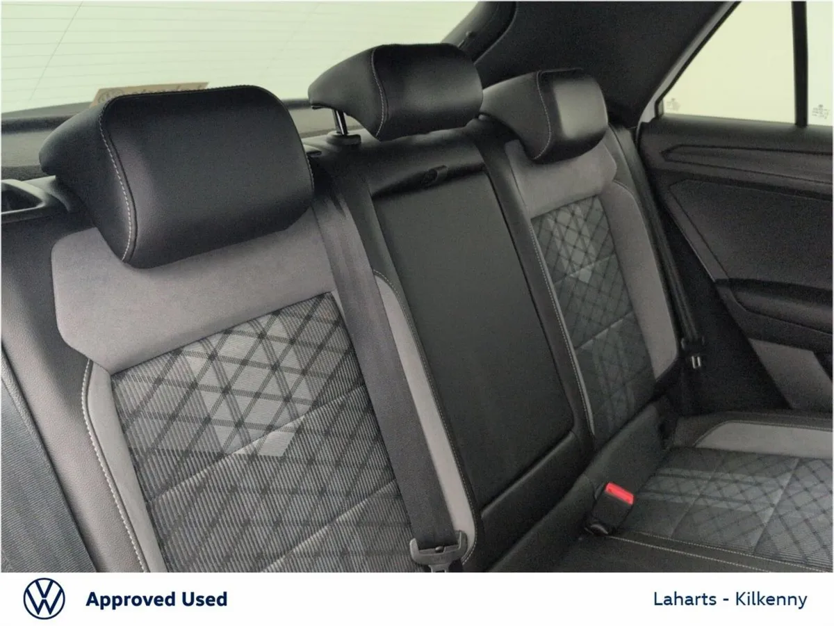 Volkswagen T-Roc SUV, Petrol, 2023, White