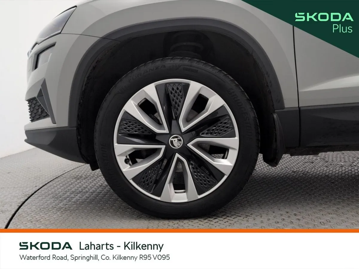 Skoda Karoq SUV, Petrol, 2024, Grey