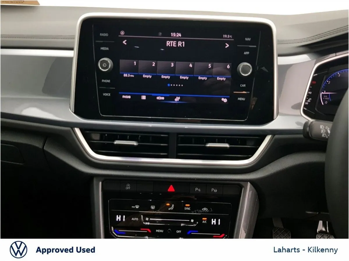 Volkswagen T-Roc SUV, Petrol, 2024, Black