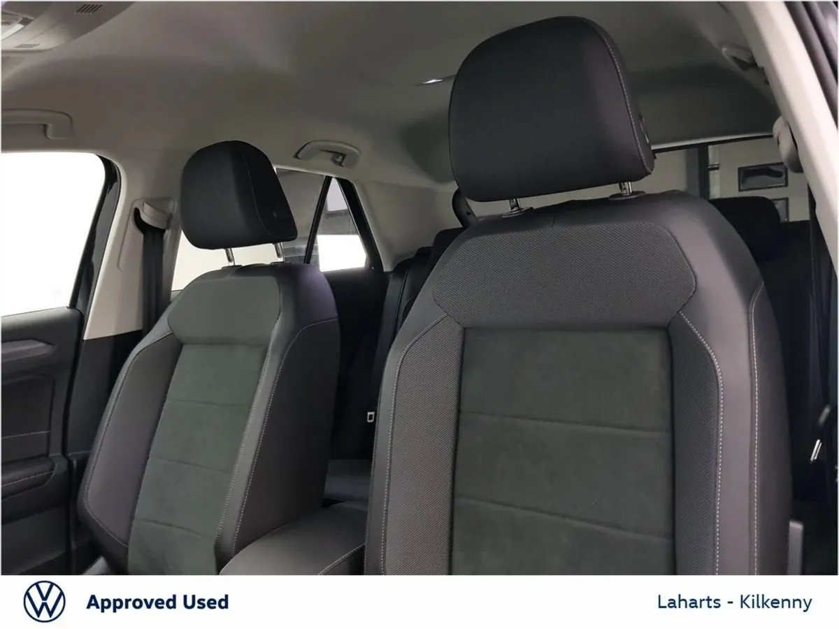 Volkswagen T-Roc SUV, Petrol, 2024, Black