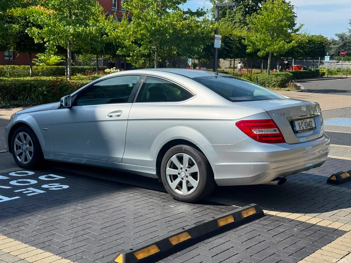 Mercedes-Benz C-Class Coupe, Diesel, 2011, Silver
