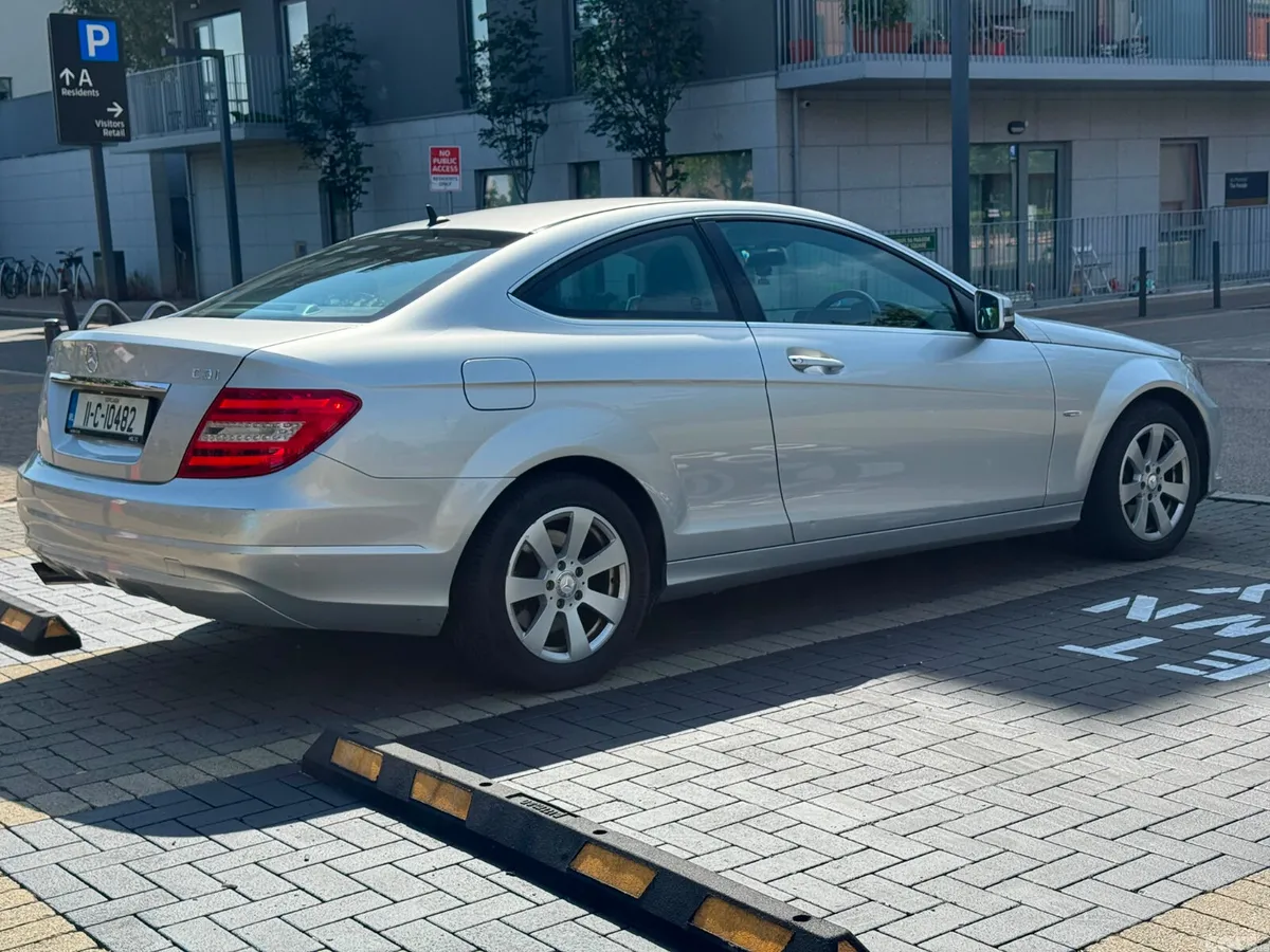 Mercedes-Benz C-Class Coupe, Diesel, 2011, Silver