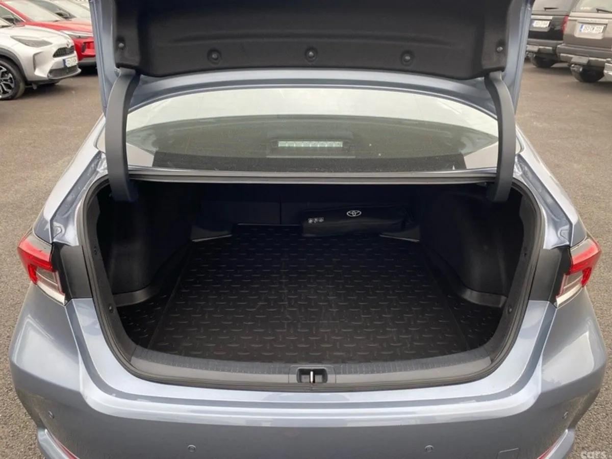 Toyota Corolla Saloon, Petrol Hybrid, 2024, Grey