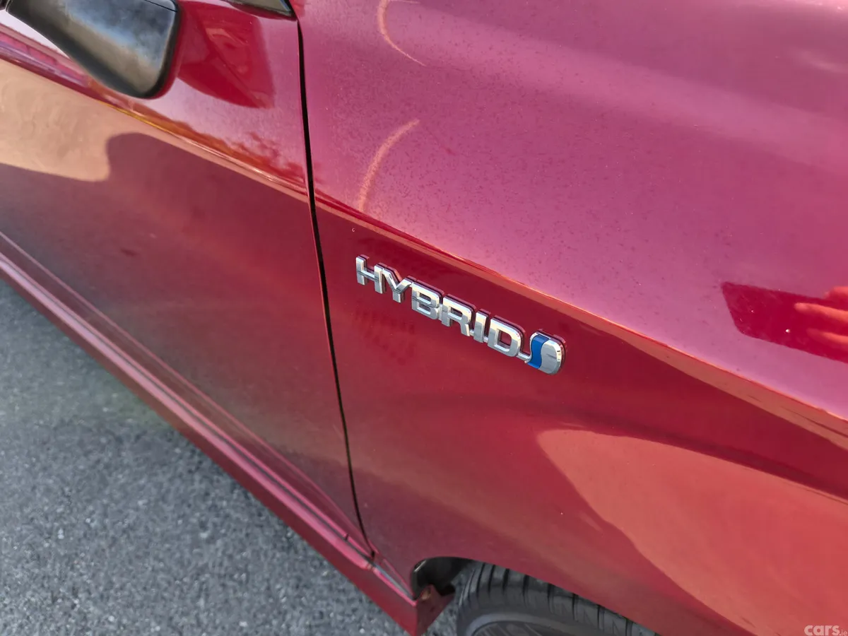 Toyota Corolla Saloon, Petrol Hybrid, 2018, Red
