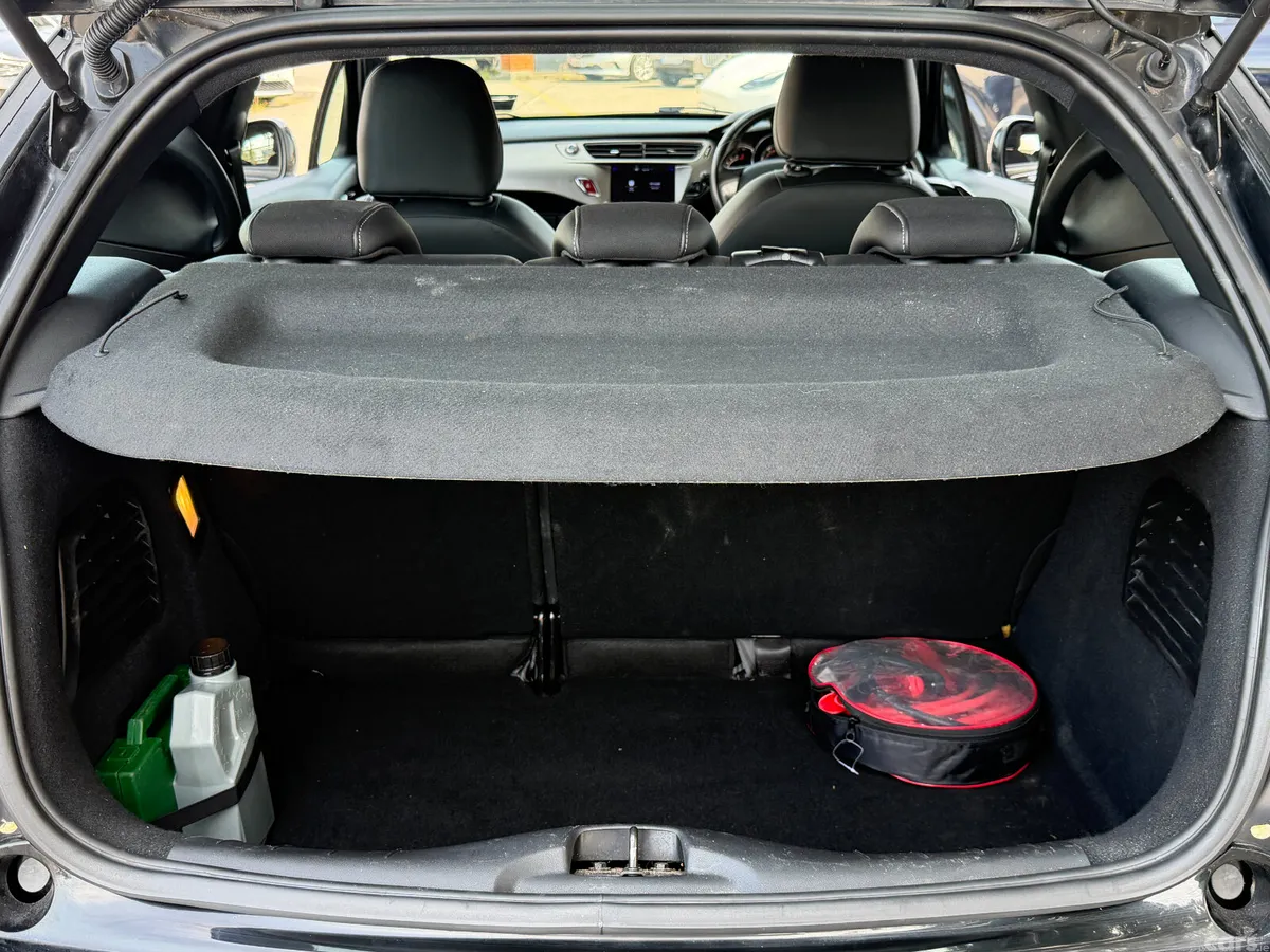 Citroen DS 3 Hatchback, Petrol, 2017, Black