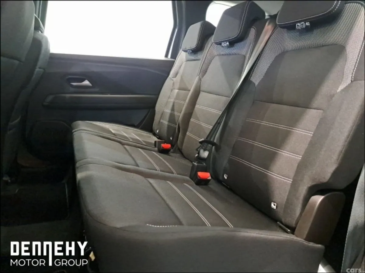 Dacia Jogger MPV, Petrol, 2024, Grey