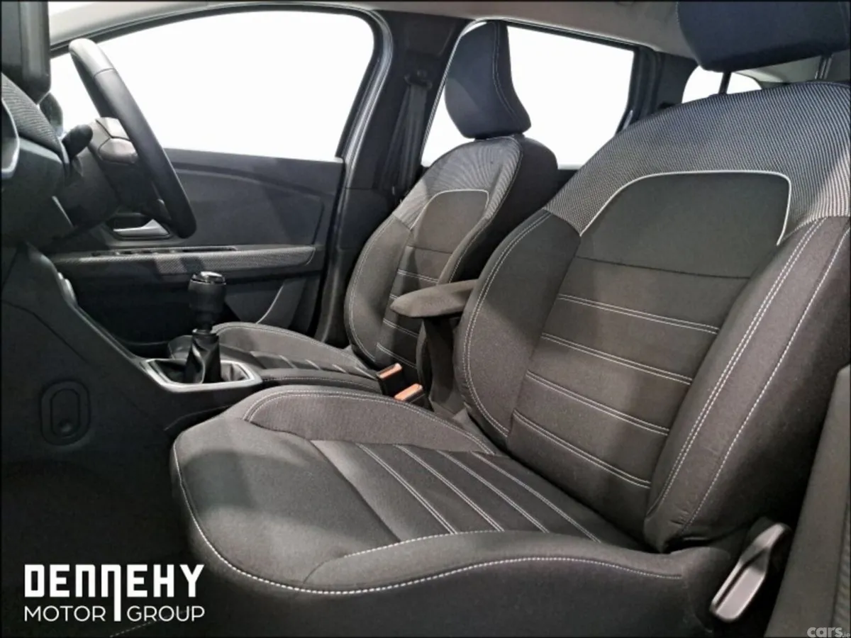 Dacia Jogger MPV, Petrol, 2024, Grey