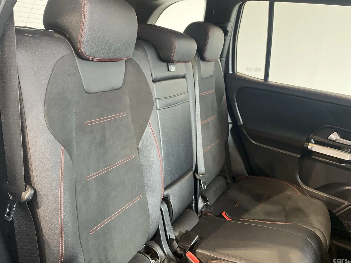 Mercedes-Benz GLB SUV, Petrol, 2023, Grey
