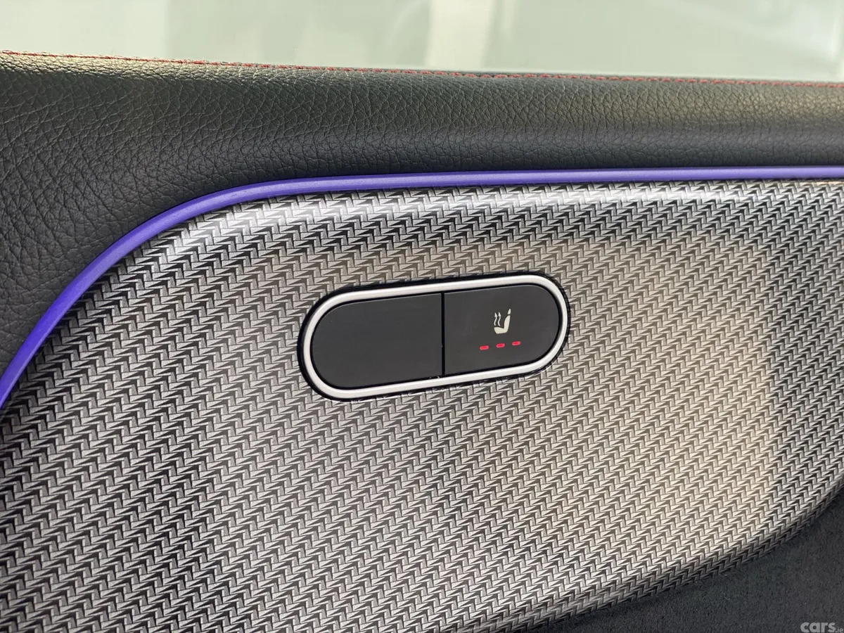 Mercedes-Benz GLB SUV, Petrol, 2023, Grey
