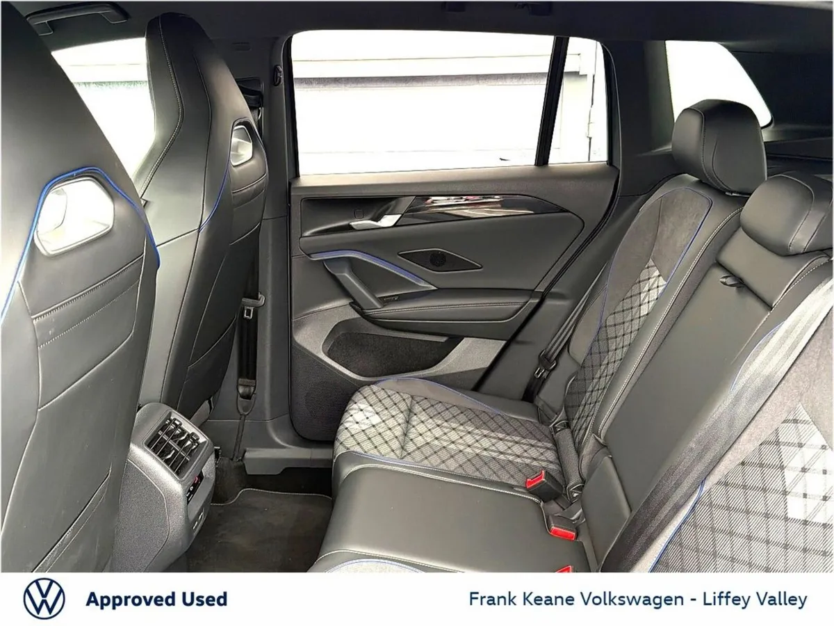 Volkswagen Tiguan SUV, Petrol Plug-in Hybrid, 2025, Grey