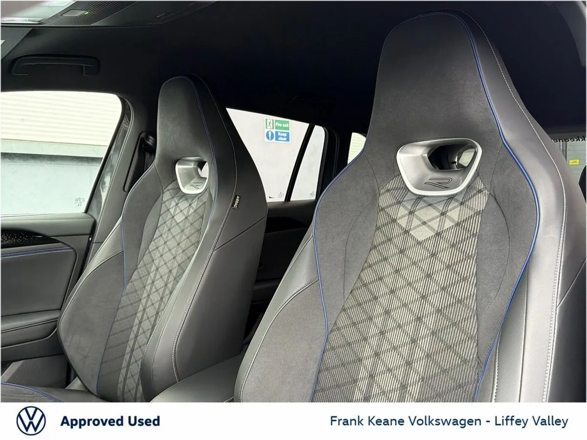 Volkswagen Tiguan SUV, Petrol Plug-in Hybrid, 2025, Grey