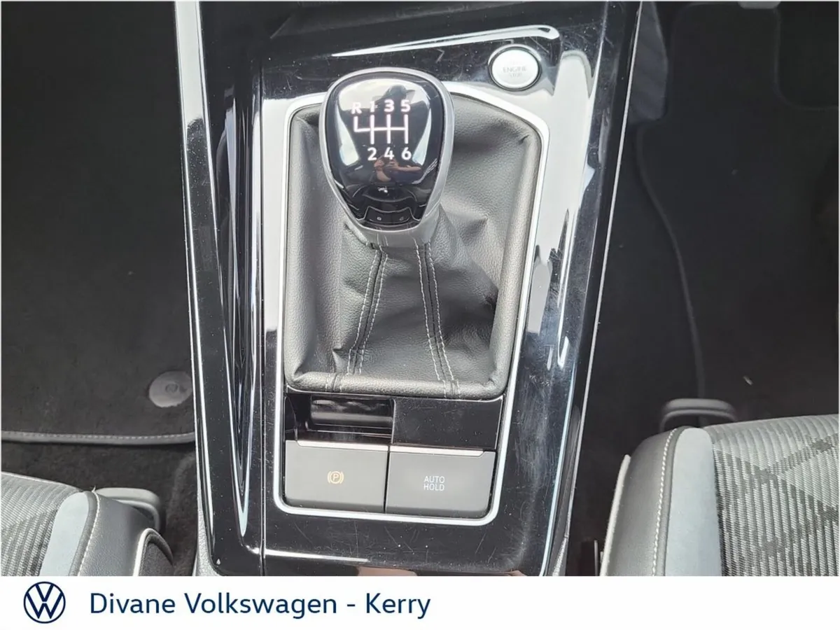 Volkswagen Golf Hatchback, Diesel, 2024, Blue
