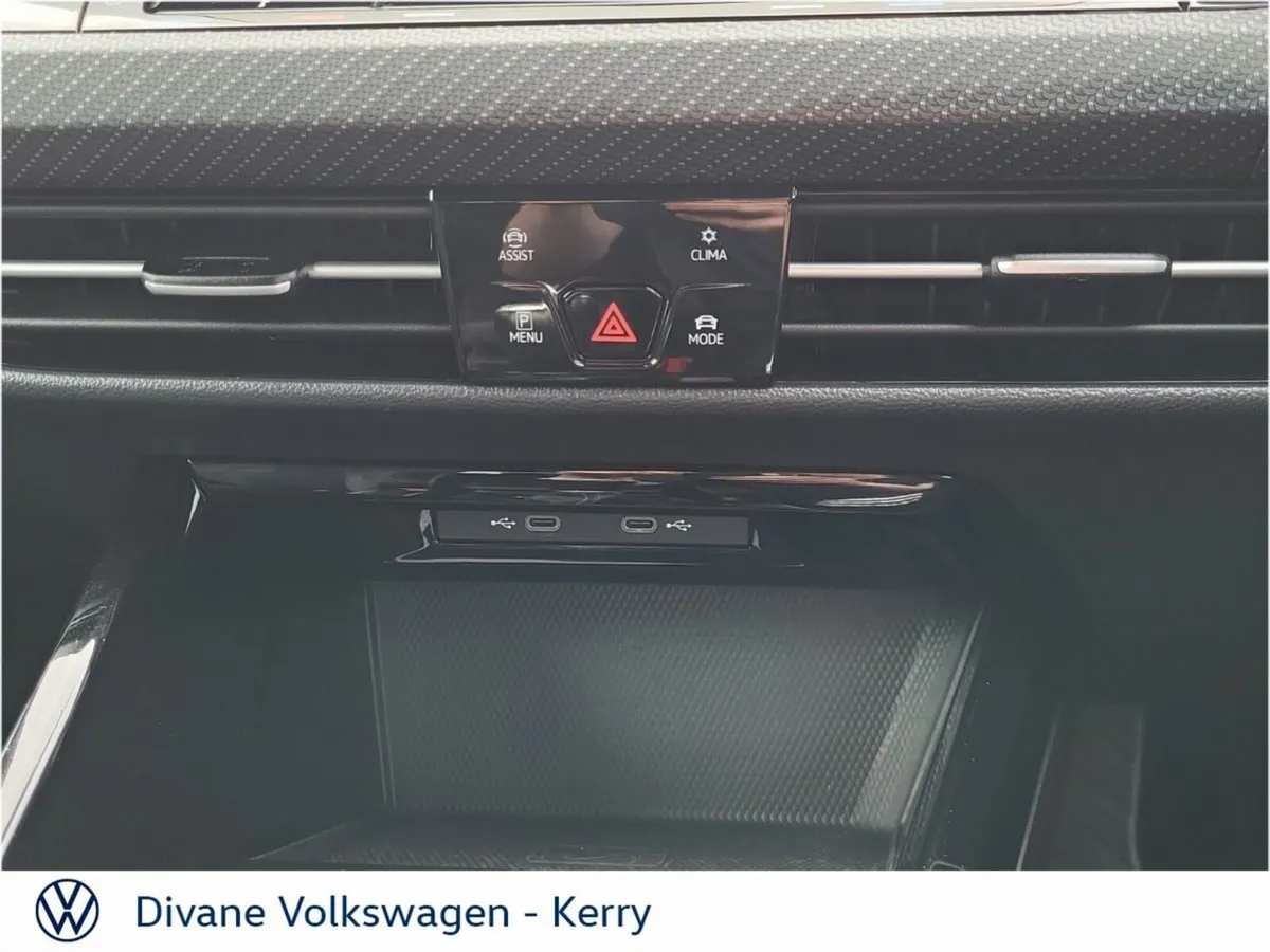 Volkswagen Golf Hatchback, Diesel, 2024, Blue
