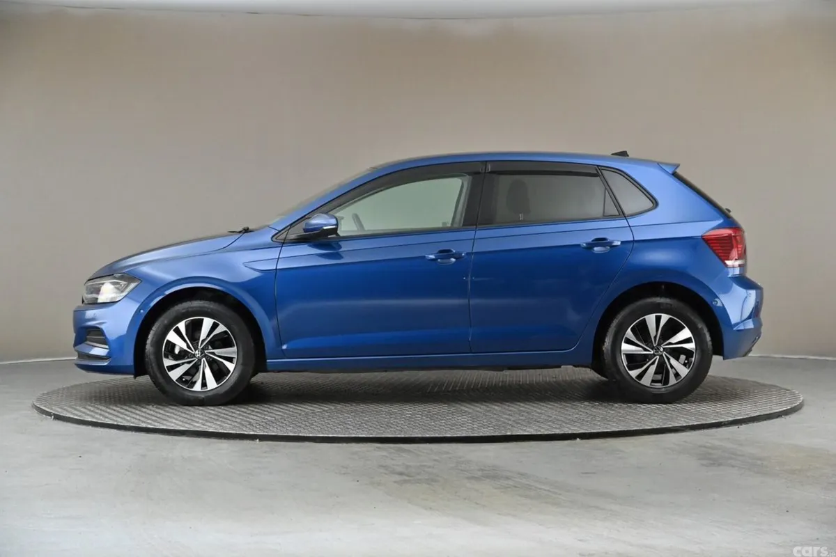 Volkswagen Polo Hatchback, Petrol, 2021, Blue
