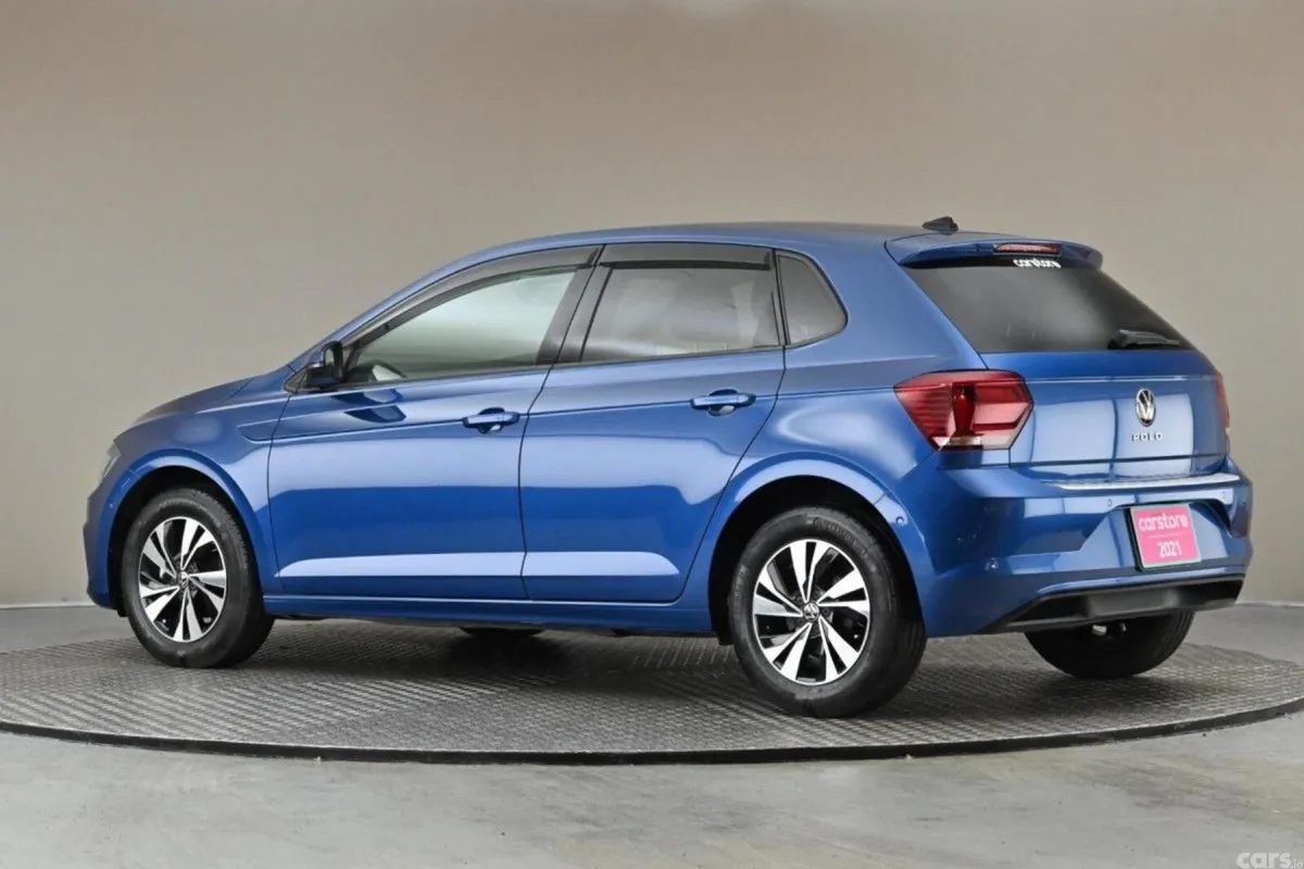 Volkswagen Polo Hatchback, Petrol, 2021, Blue