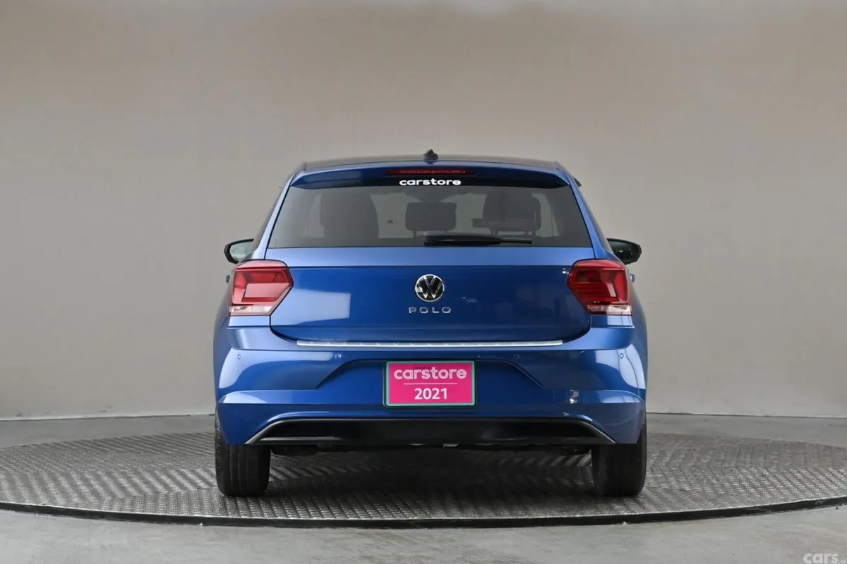 Volkswagen Polo Hatchback, Petrol, 2021, Blue