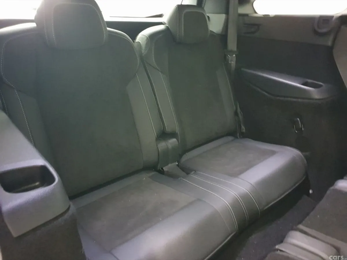 Peugeot 5008 SUV, Electric, 2025, Black