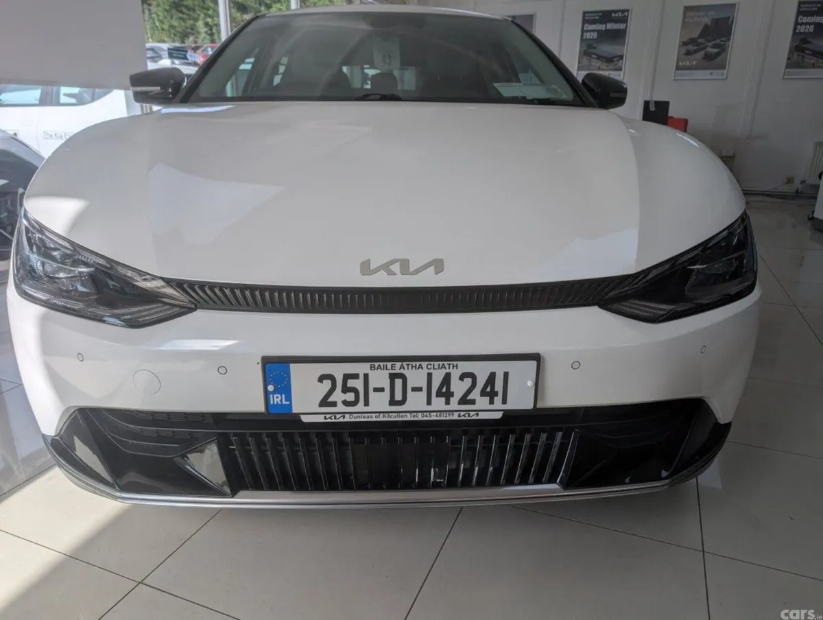 Kia EV6 MPV, Electric, 2025, White