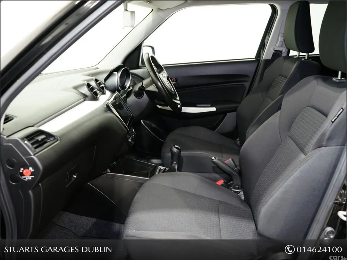 Suzuki Swift Hatchback, Petrol, 2023, Black