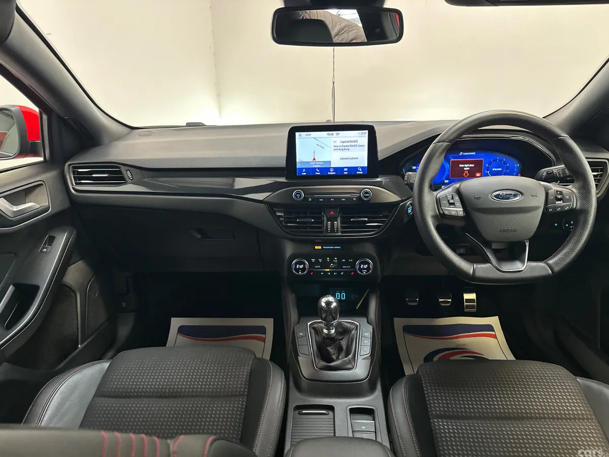 Ford Focus Hatchback, Petrol Hybrid, 2021, Red