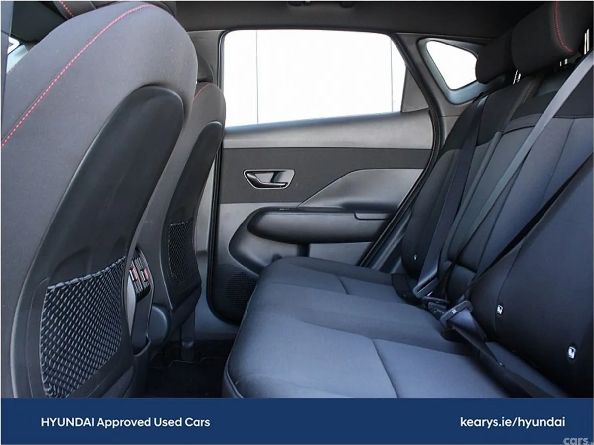 Hyundai KONA MPV, Petrol Hybrid, 2024, Red